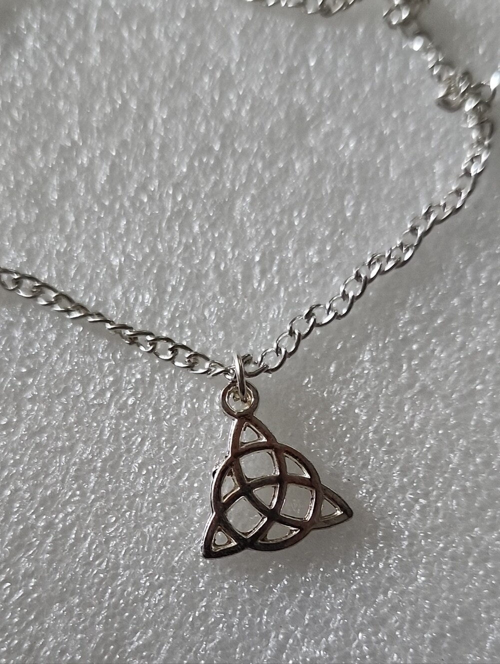 Hand Crafted Silver ToneCeltic Knot Bracelet / Anklet